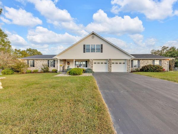 540 Hurley Drive, Sneedville, TN 37869