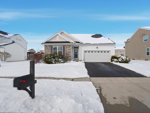 560 Harness Place , Marysville, OH 43040