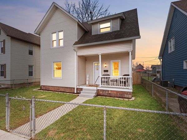 417 Tuscarawas Street , Newark, OH 43055