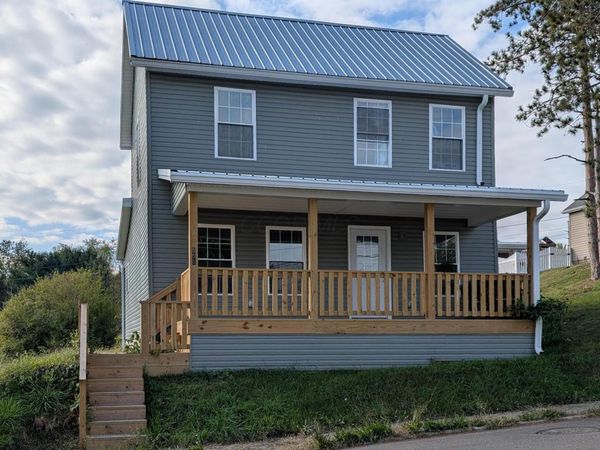 551 W Brown Street , New Lexington, OH 43764