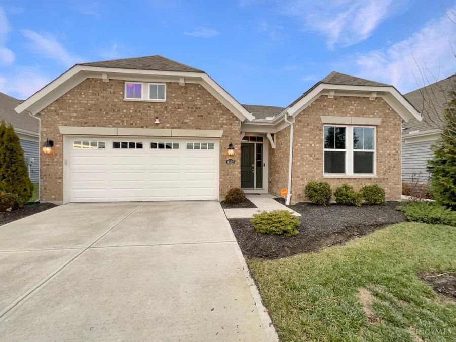 4332 R E Smith Drive, West Chester, OH 45069 Photo 1