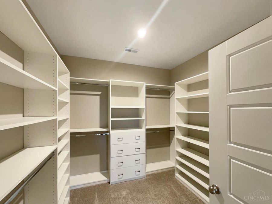 4332 R E Smith Drive, West Chester, OH 45069 Photo 12