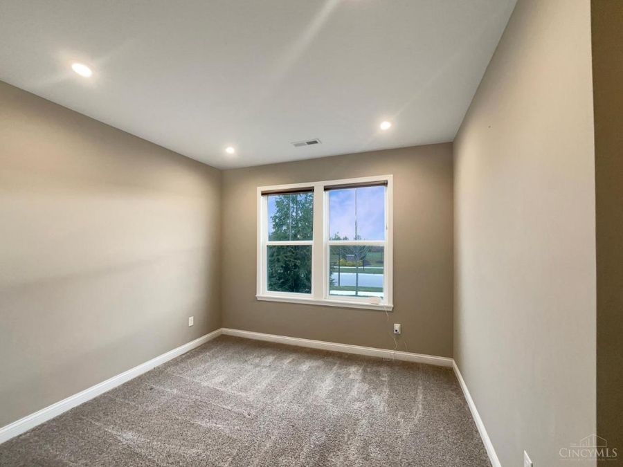 4332 R E Smith Drive, West Chester, OH 45069 Photo 13