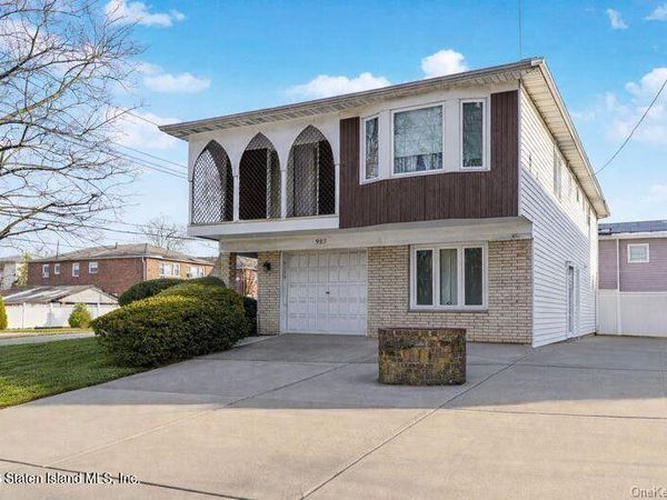 953 Forest Hill Road , Staten Island, NY 10314