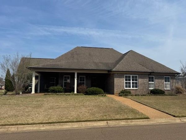 1500 Wilkes Ave., Oxford, MS 38655