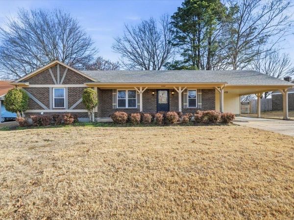 3262 W EARHART DR, Bartlett, TN 38134
