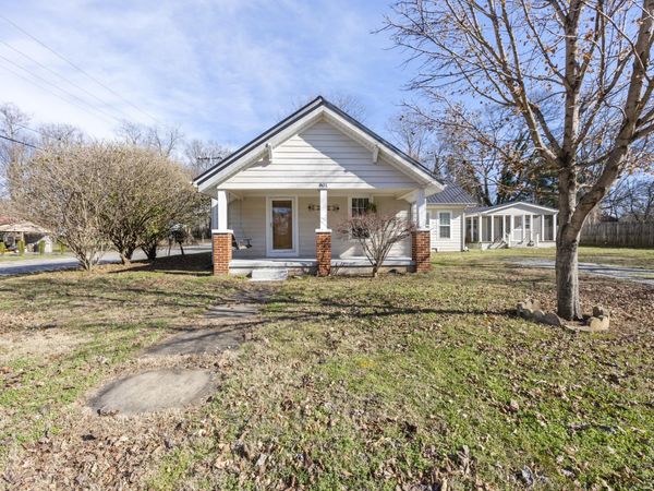 801 S High St , Winchester, TN 37398