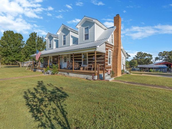 705 Spanish Grove Rd , Buena Vista, TN 38318