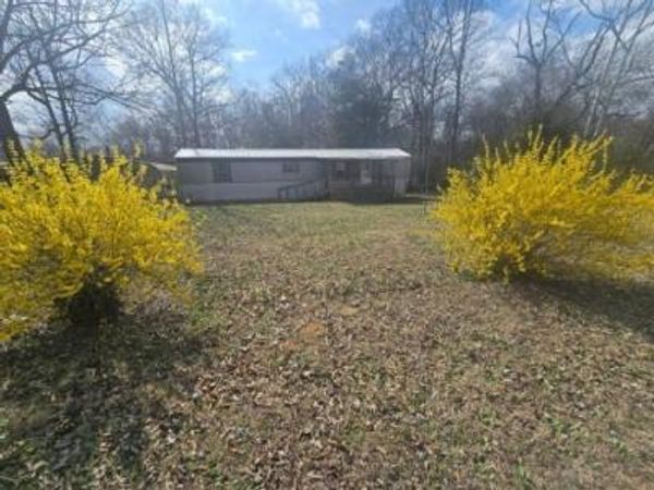 599 Overhead Bridge Rd , Camden, TN 38320