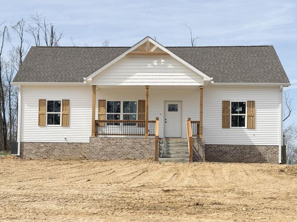 821 Annie Hollow Rd , Westmoreland, TN 37186