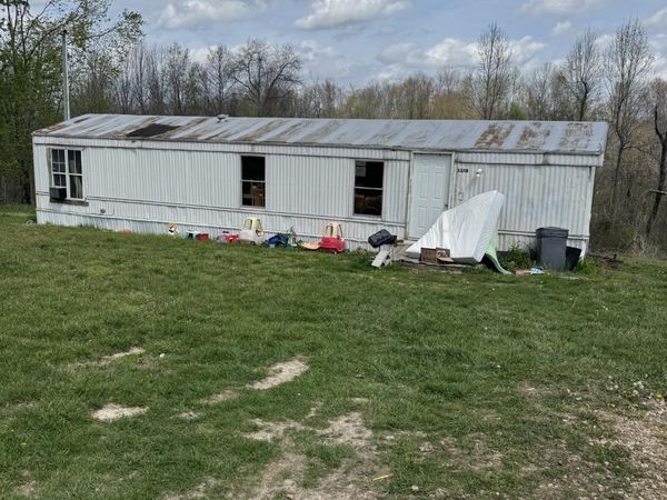 5318 Pumpkintown Ln , Lafayette, TN 37083