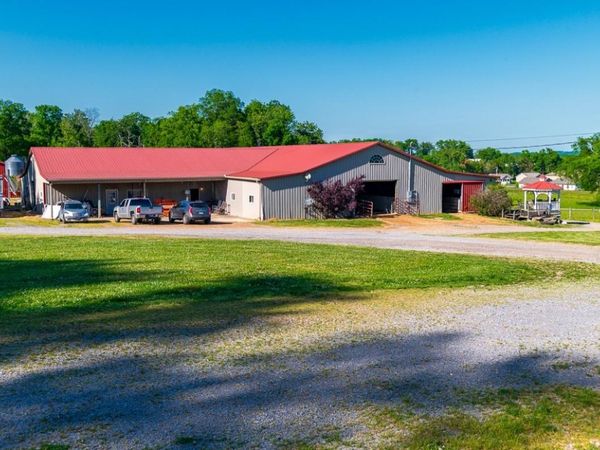 115 Holt Ave , Shelbyville, TN 37160