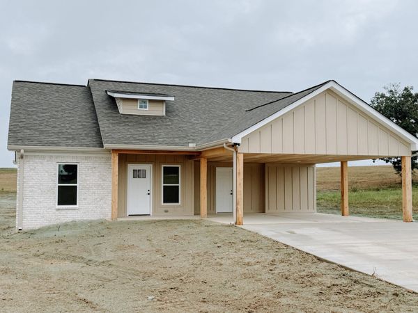 200 Sawyer Lane , Leoma, TN 38468