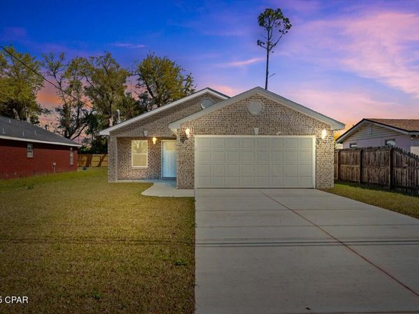 1807 E 9th Street, Panama City, FL 32401