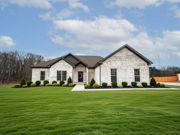 4015 Co Rd 73, Killen, AL 35645