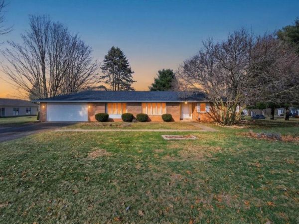 1033 Everview Drive , Mount Vernon, OH 43050