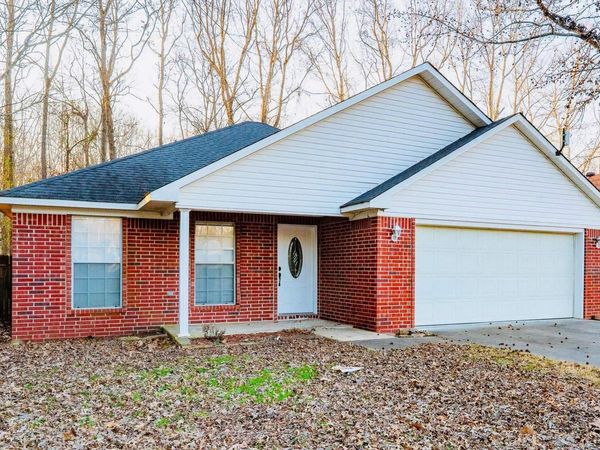 25 Thomas Circle , Greenbrier, AR 72058