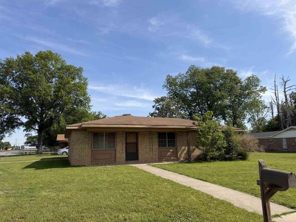 1 HAWTHORNE , Dumas, AR 71639