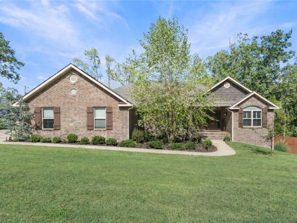 49 Westmorland Drive , Bella Vista, AR 72714