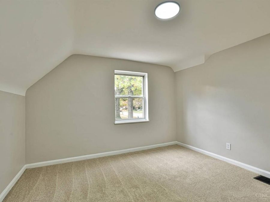 6402 Mayflower Avenue, Golf Manor, OH 45237 Photo 20