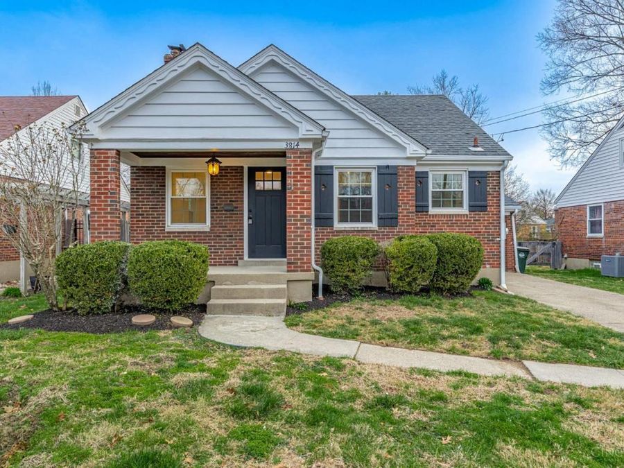 3814 N Broadlawn Circle, Silverton, OH 45236 Photo 1