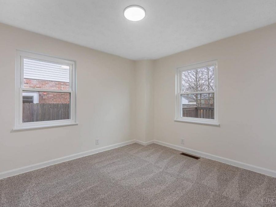 3814 N Broadlawn Circle, Silverton, OH 45236 Photo 15