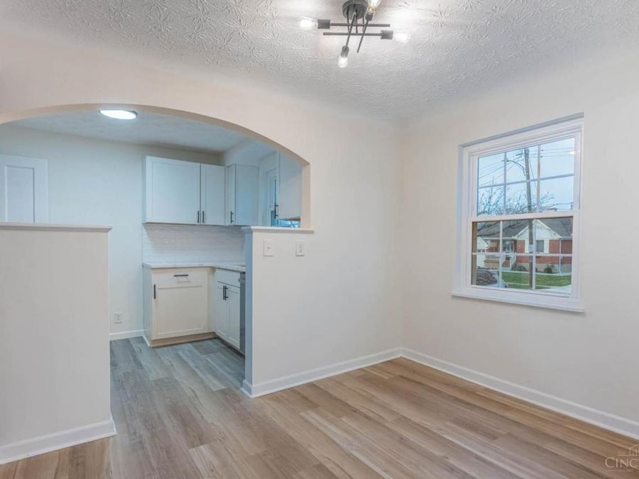 3814 N Broadlawn Circle, Silverton, OH 45236 Photo 7