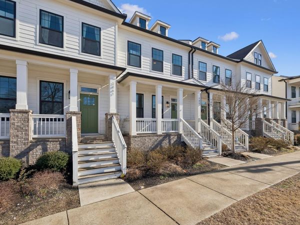 2059 Oakwood Ave , Nashville, TN 37207