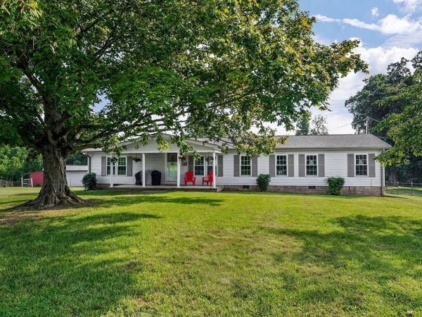 227 Bar Rd , Baxter, TN 38544