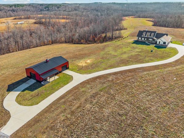 720 Moore Hollow Rd , Indian Mound, TN 37079