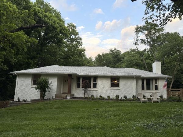 4912 Darlington Dr , Nashville, TN 37211