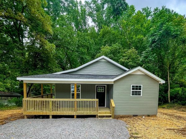 507 Locust St , McMinnville, TN 37110