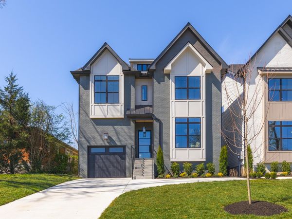 429 Basswood Ave , Nashville, TN 37209