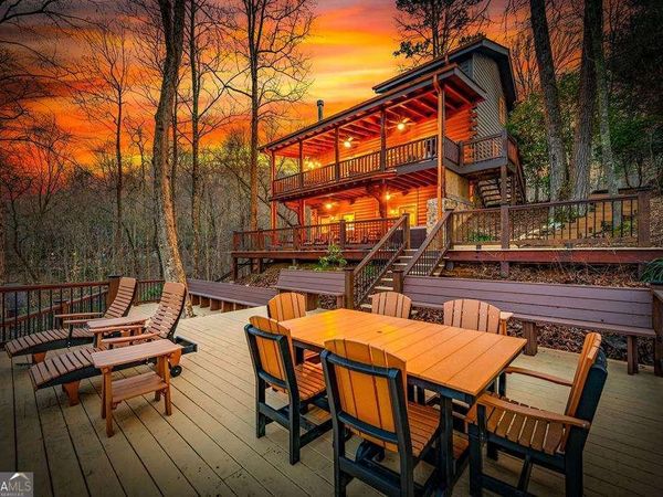 76 Fish Trap Road, Blue Ridge, GA 30513