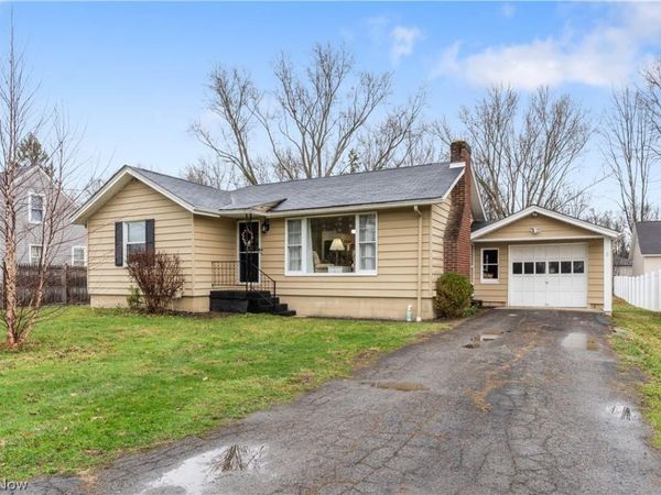 3701 Shields Road , Canfield, OH 44406