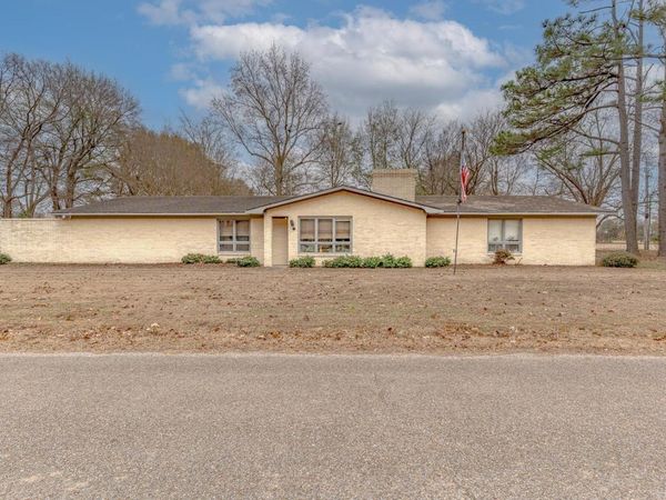 1306 Woodfield , Trumann, AR 72472