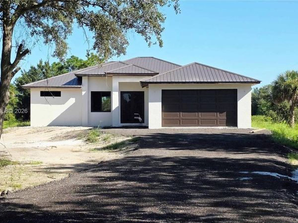 421 Bald Cypress Ave , Clewiston, FL 33440