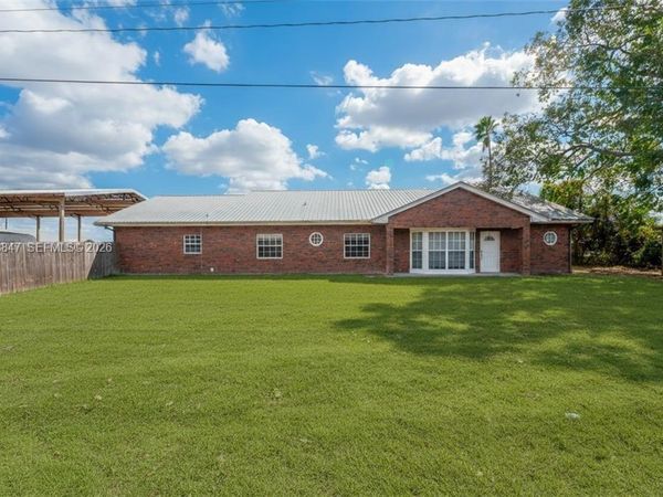 845 Quail Run , La Belle, FL 33935