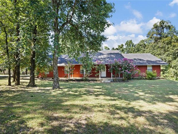 1375 Pine Hill Road , Dover, AR 72837