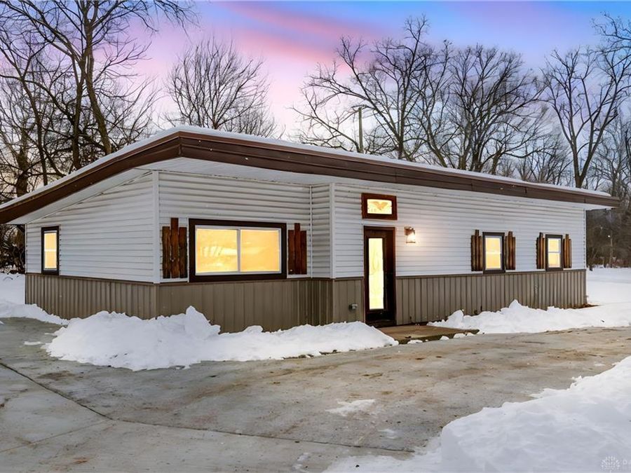 500 Beach Drive, Medway, OH 45341 Photo 1