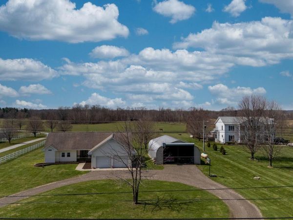 1687 Lake Drive Road , Heath, OH 43056