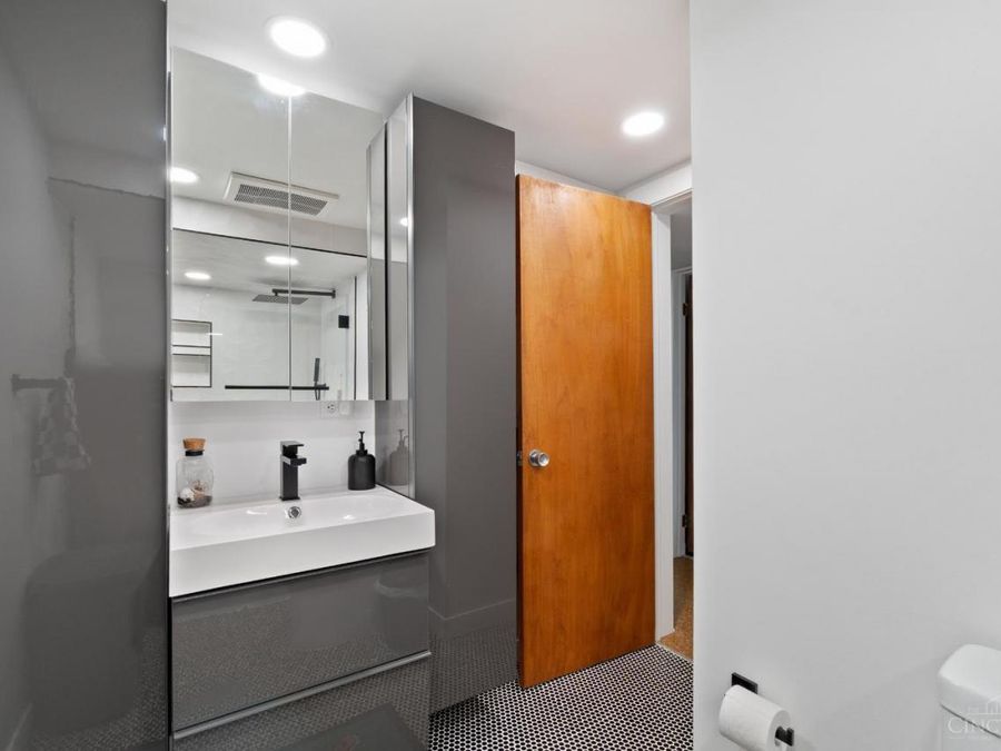 10228 Hightower Court, Montgomery, OH 45249 Photo 24