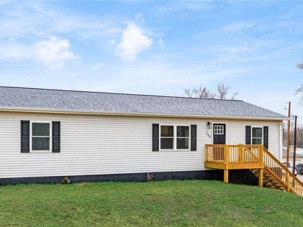 260 Zanesville , Roseville, OH 43777