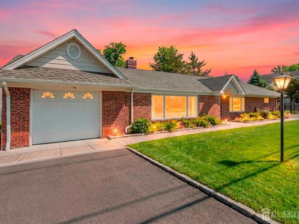 786 Wood Avenue , Colonia, NJ 07067