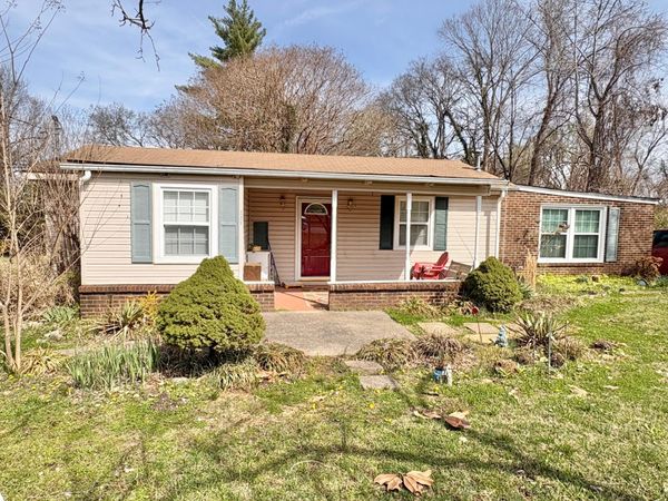 231 E Spring St , Lebanon, TN 37087