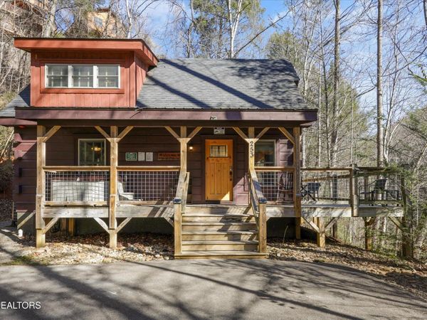 253 Cartertown Rd , Gatlinburg, TN 37738