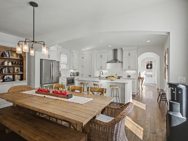 419 Saint Francis Ave , Nashville, TN 37205