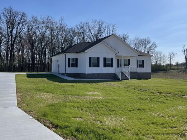 292 Hidden Hills Lane , Summertown, TN 38483