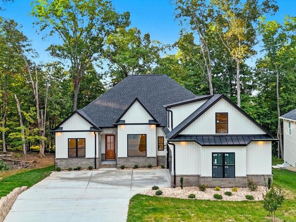 238 Gadusi Way , Loudon, TN 37774