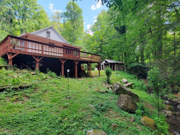 123 Tower Road, Roan Mountain, TN 37687